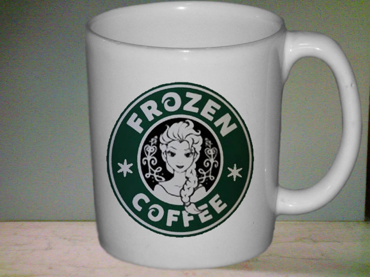 Disney frozen starbucks logo mug